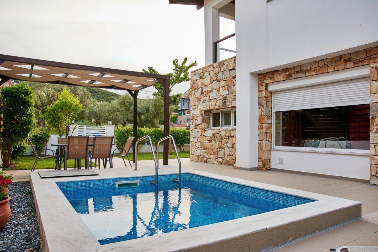 Villa Petritis *